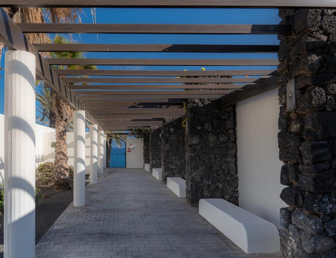 luxury casa playa roca bord de mer Costa Teguise Exterior foto