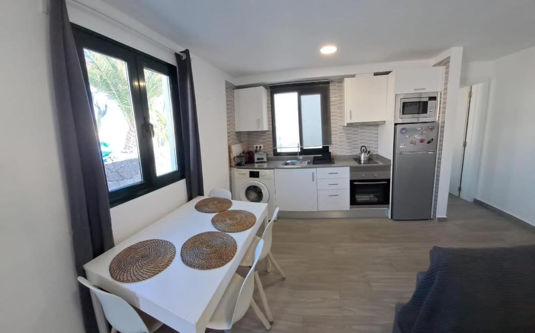 luxury casa playa roca bord de mer Costa Teguise Exterior foto