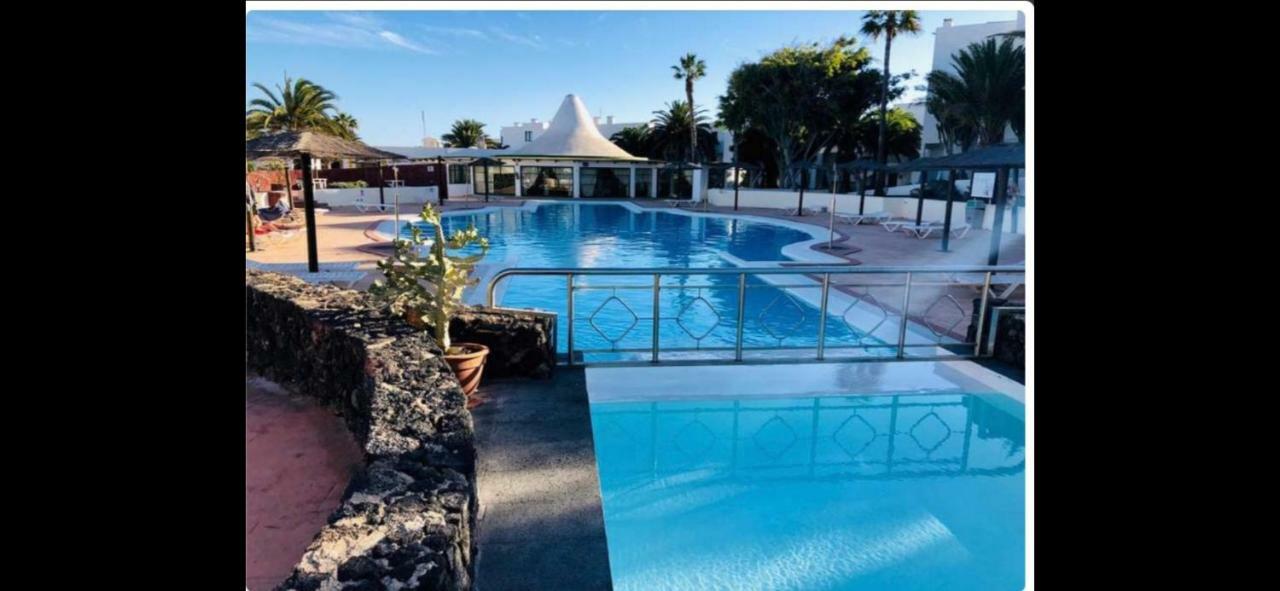 luxury casa playa roca bord de mer Costa Teguise Exterior foto